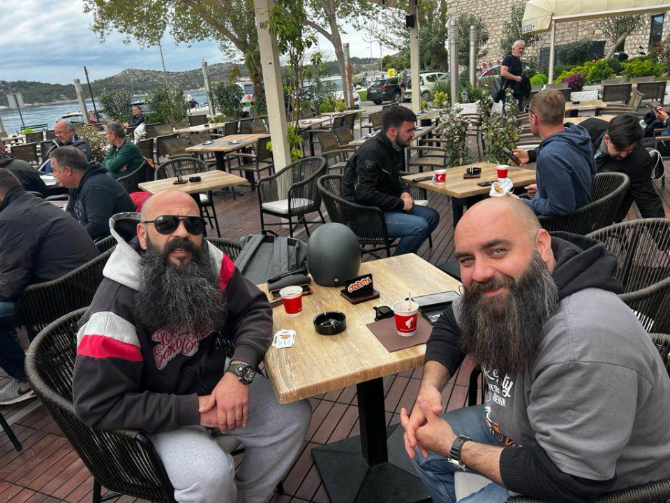 Stotinjak zaljubljenika u Vespe na šibenskoj rivi: Napravit će i đir do Drniša 