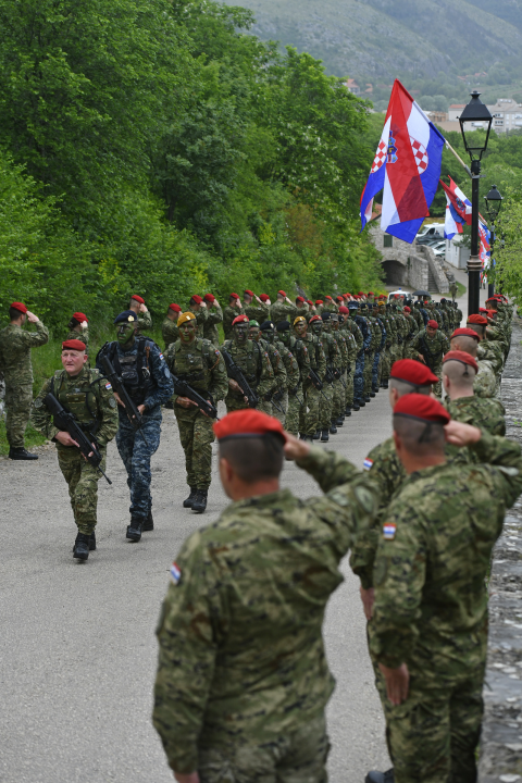  Svečanost na Kninskoj tvrđavi: Polaznicima obuke Središta za razvoj vođa uručene diplome 