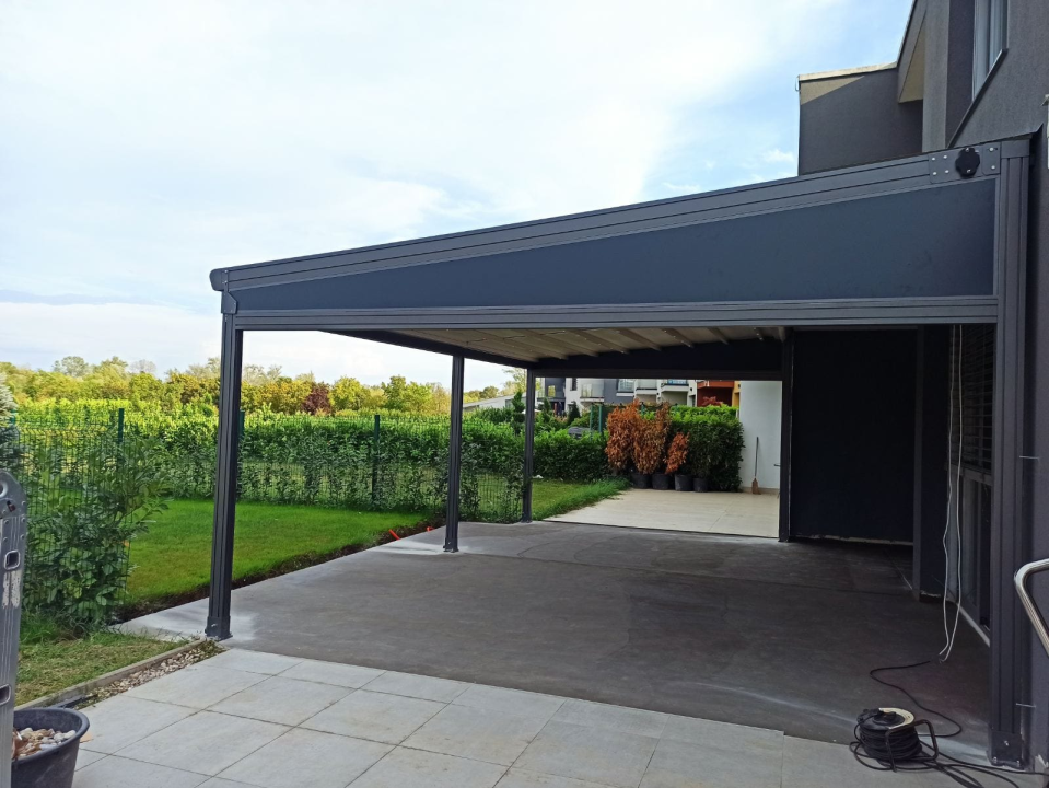 Uredite svoj balkon ili terasu kvalitetnom tendom po mjeri! 