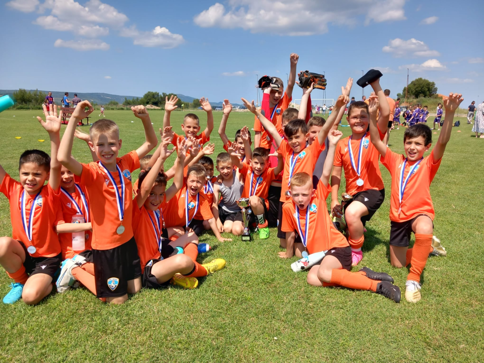 Nogometaši Šibenika U9 srebrni na turniru 'Mlade nade' u Turnju