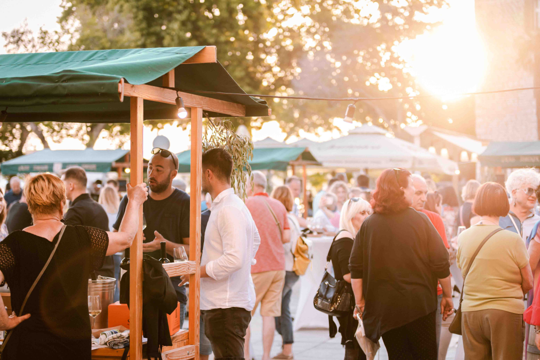 Ove subote doživite romansu pidoće i debita na šibenskoj rivi!