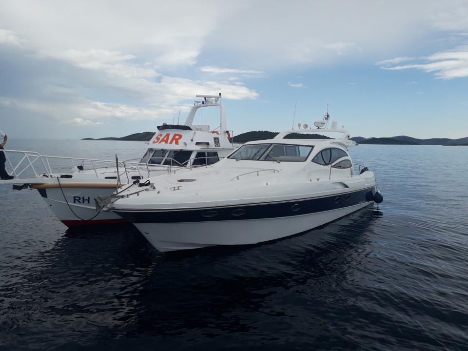 U sudaru glisera i jedrilice u kornatskom arhipelagu jedna osoba ozlijeđena