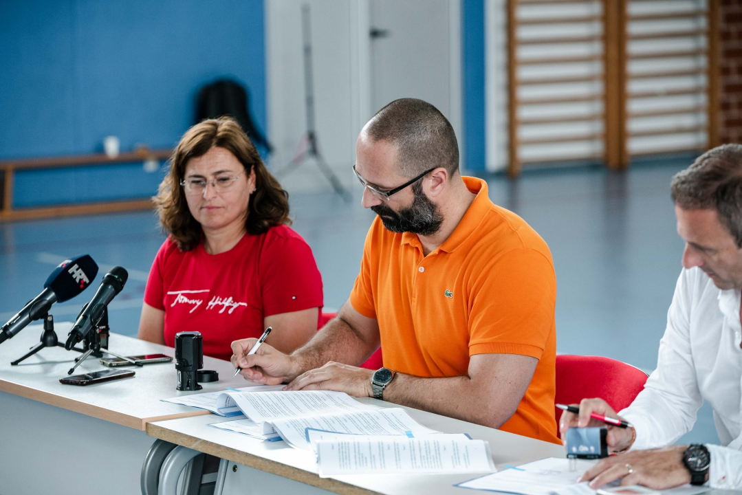 U sportskoj dvorani OŠ Meterize bit će postavljen novi pod: 'Ovo znači puno za školu, ali i grad'