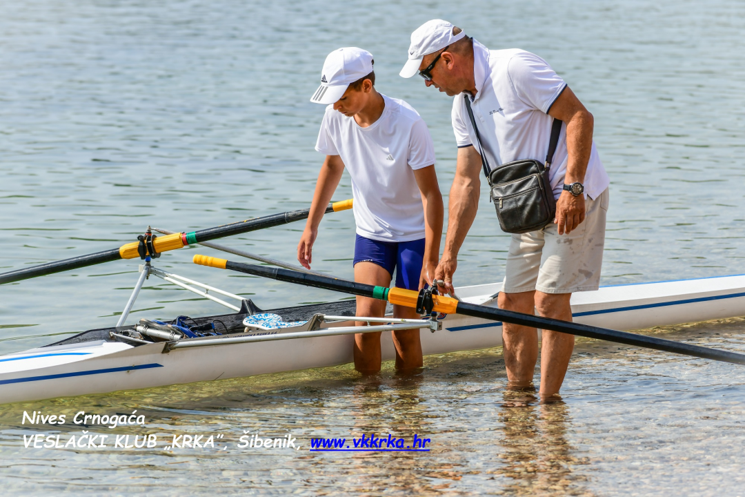 Veslači Krke na posljednjoj utrci Kupa Dalmacije osvojili 7 zlatnih, 3 srebrne i 5 brončanih medalja