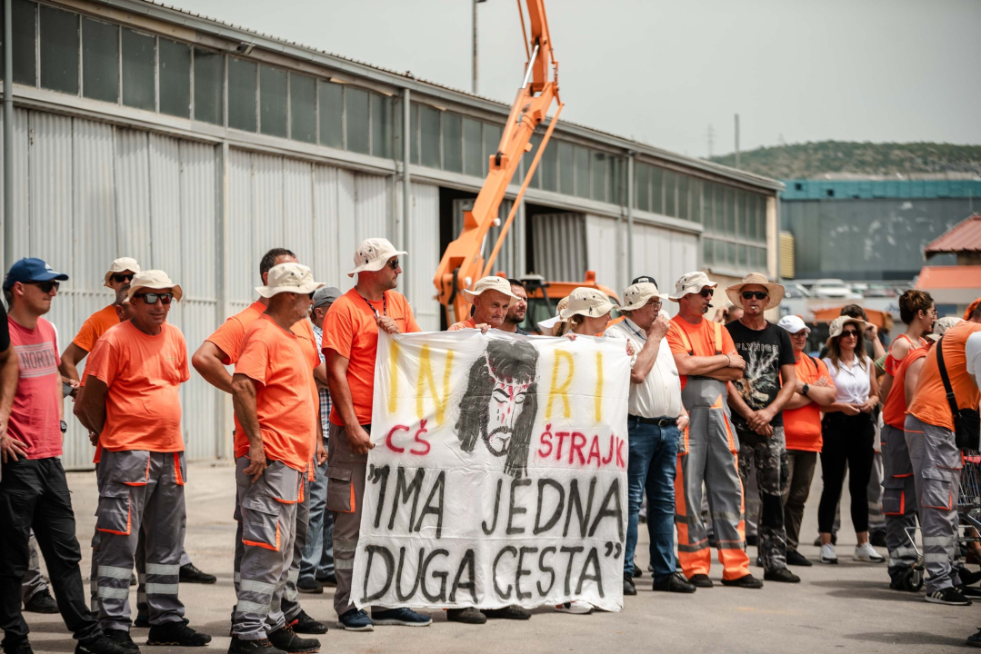 Radnici Cesta Šibenik ustraju u štrajku: 'Direktor sigurno odlazi, sada je na županu da zaustavi ovu situaciju'