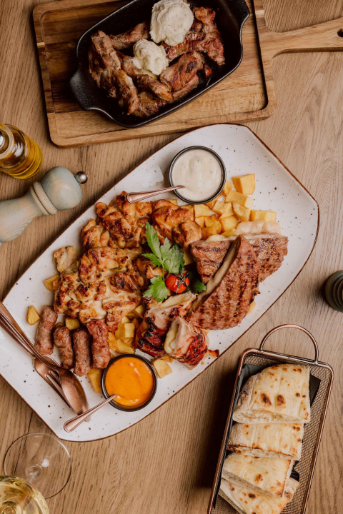 'Kod Starog' oduševite svoje nepce savršeno pripremljenim steakovima od Charolais govedine! 