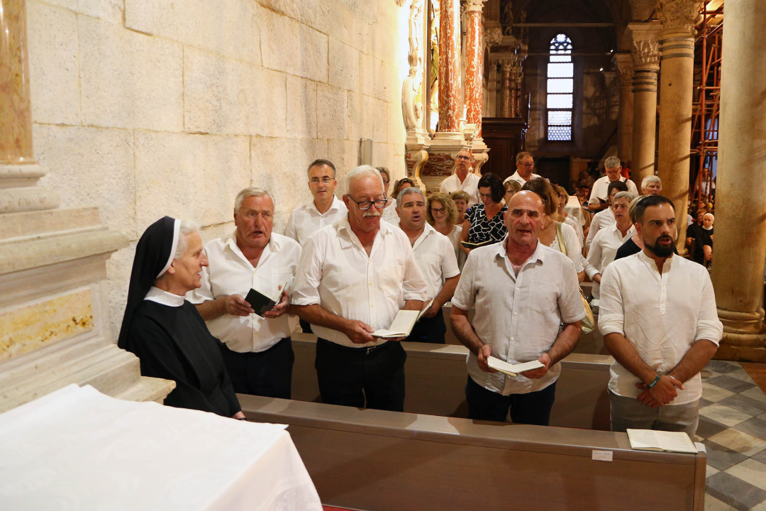 Don Krešimir Mateša proslavio 25 godina svećeništva