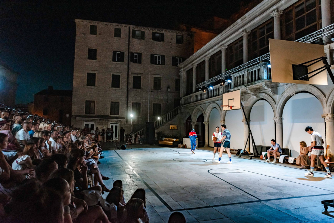 'Dražen' zatvorio 63. MDF: Gledatelji oduševljeni predstavom o košarkaškom Mozartu