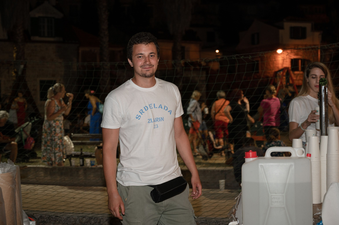 Na Zlarinu održana tradicionalna Srdelada