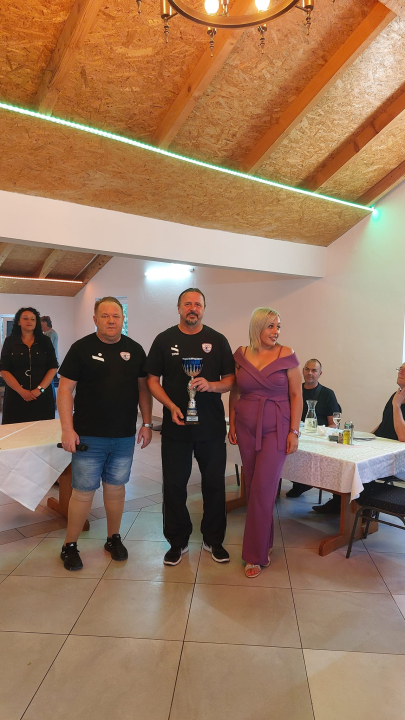 Klub sjedeće odbojke Knin 95 organizirao i osvojio turnir Oluja 95