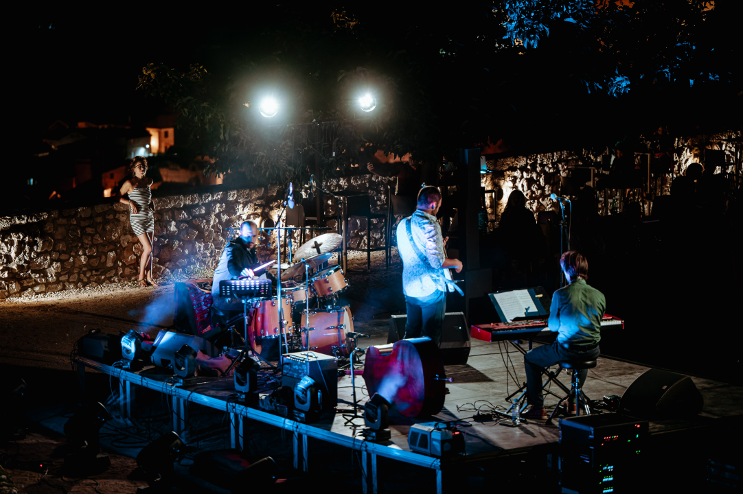 Vedran Ružić na Baroneu oduševio sa '6 metara', zanimljivim dokumentarcem pa jazz koncertom