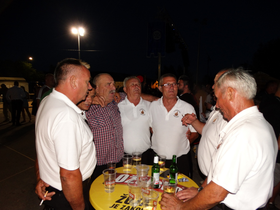 Na 16. 'Noći Zagore i gena kamenog' u Koprnu izabrani balotaš, izbijač bule, šijač i rezač pršuta godine