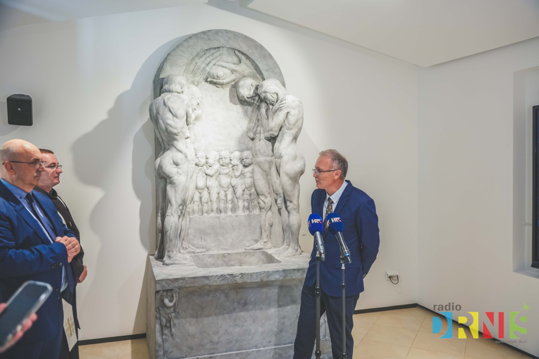 Gradski muzej Drniš dobio novi stalni postav: Izložena neprocjenjiva zbirka Ivana Meštrovića