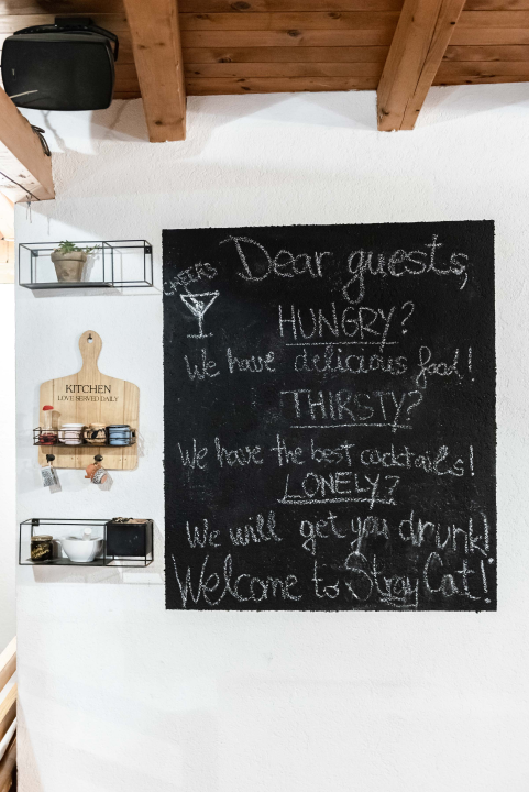 Rock'n'roll, finger food i kokteli: Stray Cat mjesto je koje morate posjetiti! 