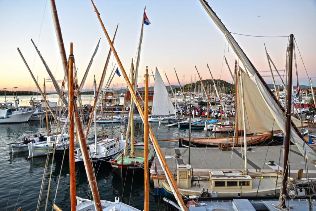 Leteći odred otvorit će ovog petka 26. Dane latinskog idra!