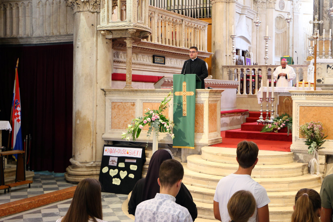 U katedrali održana tradicionalna misa za srednjoškolce
