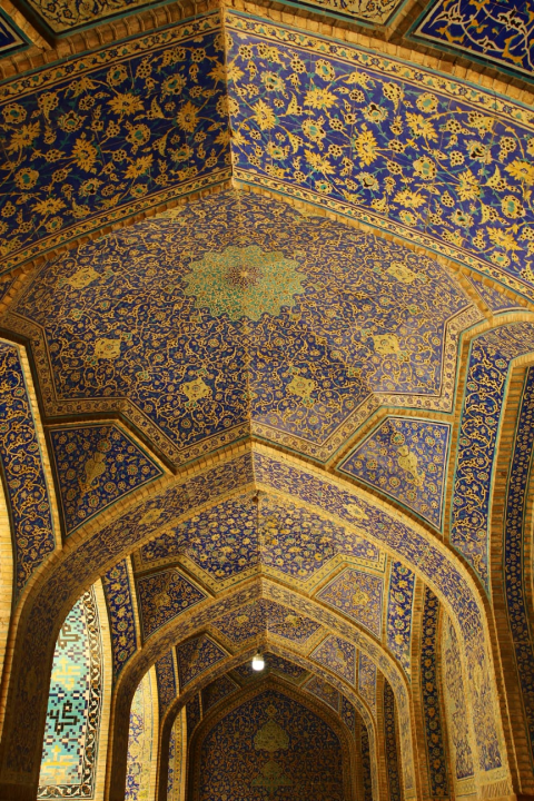 Petnaest planinara iz Šibenika krenulo u osvajanje najvećeg vrha u Iranu: Njih devetero je uspjelo!