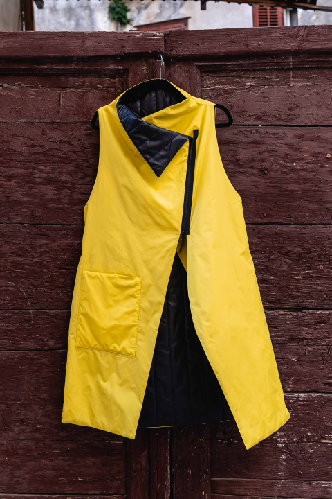 U Galeriju Juraj Dalmatinac stigle zimske kolekcije dizajnerske odjeće i nakita