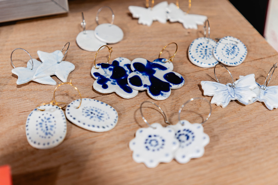 U Galeriju Juraj Dalmatinac stigle zimske kolekcije dizajnerske odjeće i nakita