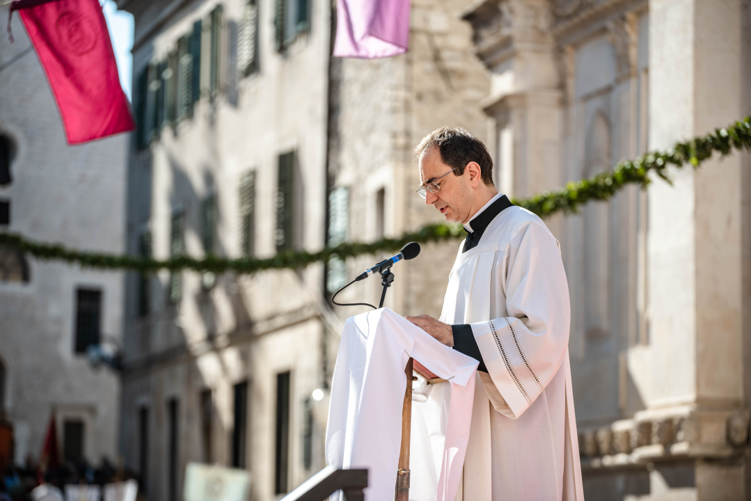 Misom i procesijom obilježen Dan grada i blagdan sv. Mihovila
