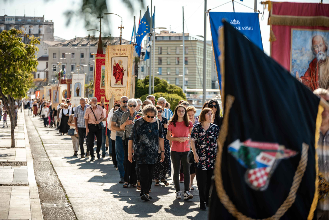 Misom i procesijom obilježen Dan grada i blagdan sv. Mihovila