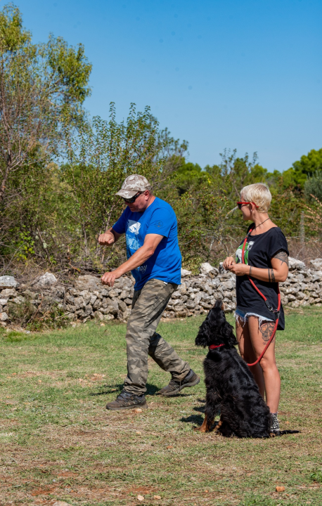 Seminar za ljubitelje pasa održan na Pokrovniku: 'Svaki pas uz puno rada i ljubavi može postati Tigar' 