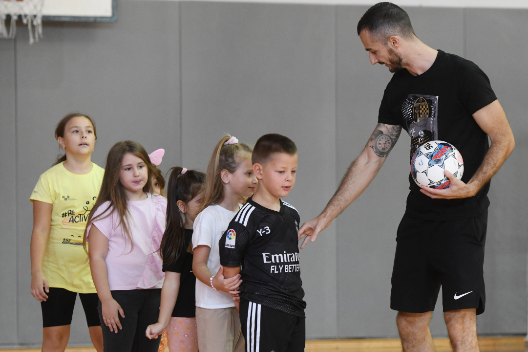 Promocija futsala: Djeca DV Žižula posjetila malonogometaše Crnice 