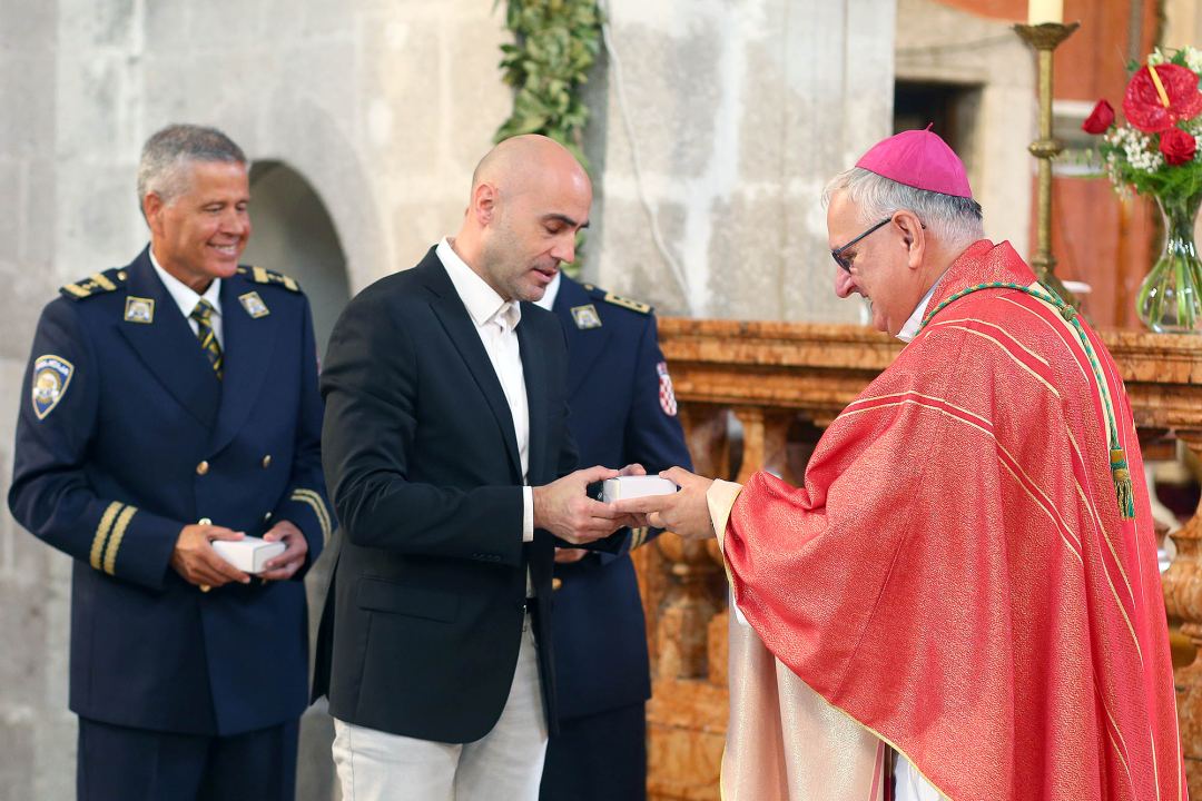 Proslavljen sveti Luka, nebeski zaštitnik Policijske uprave šibensko-kninske