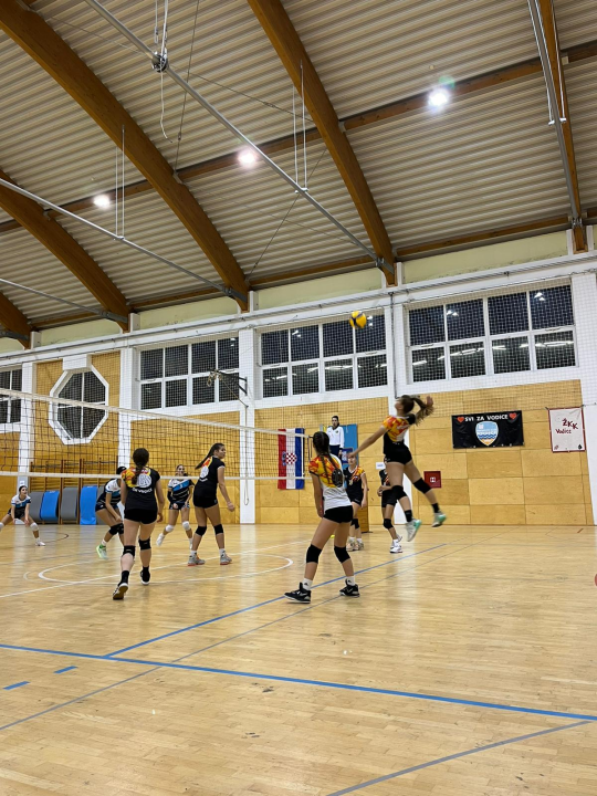Odbojkašice Vodica slavile na domaćem terenu u 1B ligi 
