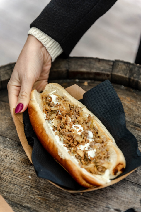 Soparnik, sarme, gulaš, burgeri, kobasice: Provjerili smo gastro ponudu na Adventuri i odlična je