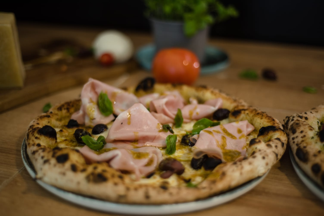 Ugrijte se uz finu hranu iz pizzerije Victoria!