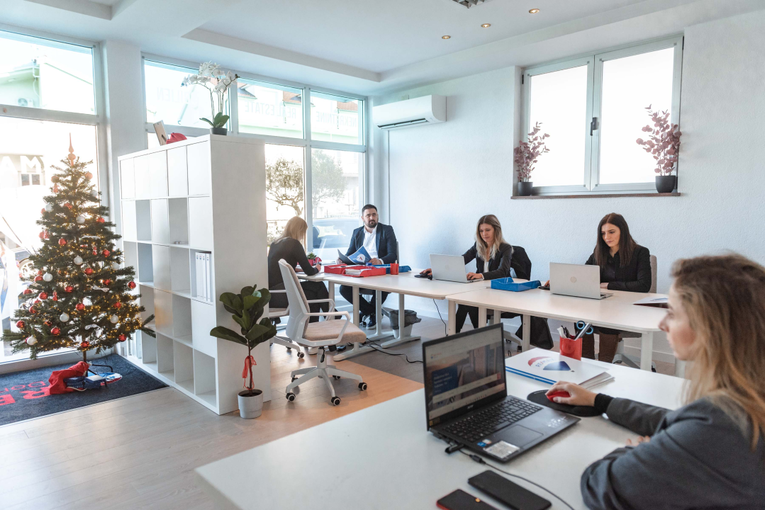 Agencija za nekretnine RE/MAX Domani ima novu poslovnicu u Vodicama!