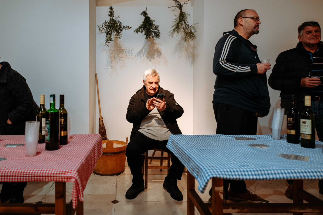  U Muzeju otvorena fenomenalna izložba ‘Važna je emocija, a ne note! Kazivanja o šibenskim klapama’