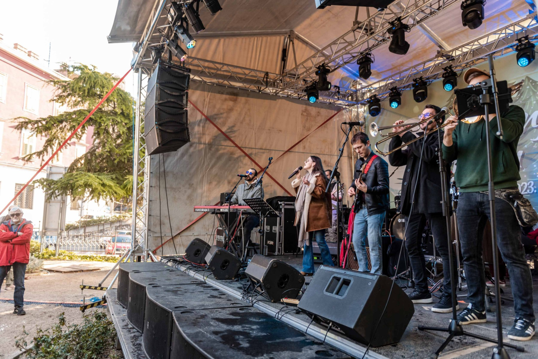 Vodički 'Spectrum' na Adventuri: Kava se pila uz glazbu od pedesetih do danas