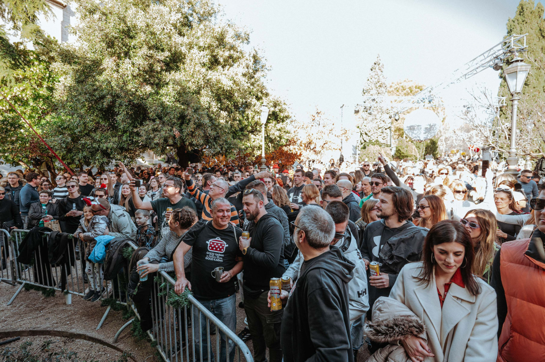 Fenixi i ovaj put ručak za Badnji dan pretvorili u večeru: Šibenčani ih jednostavno vole