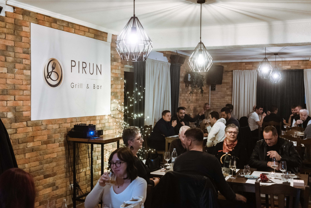Posjetite novootvoreni Pirun Grill &amp; Bar i uživajte u sočnim jelima s roštilja! 