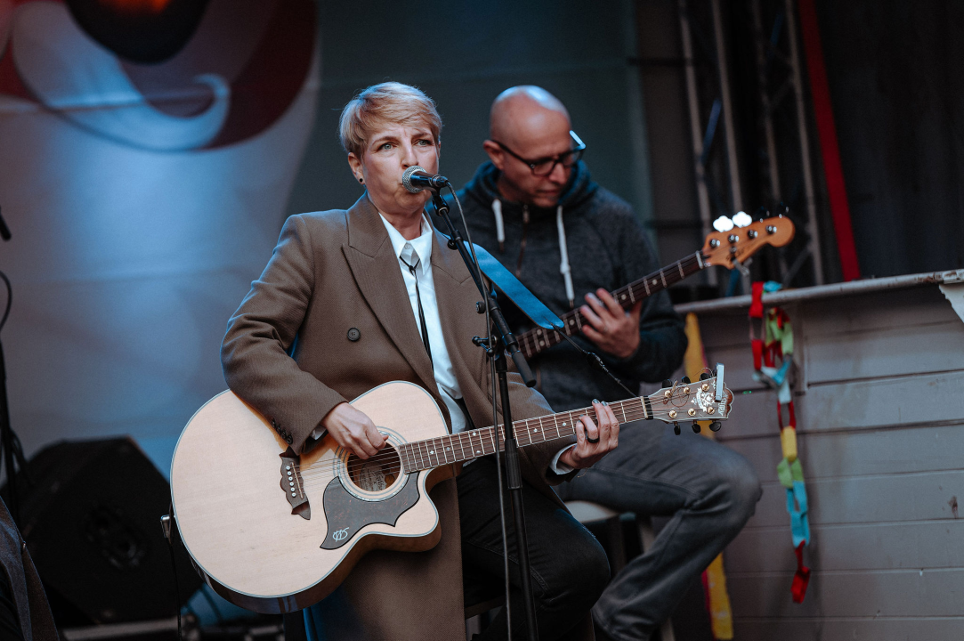 Glazbeno jutro u parku uz Meritas i Jelenu Radan