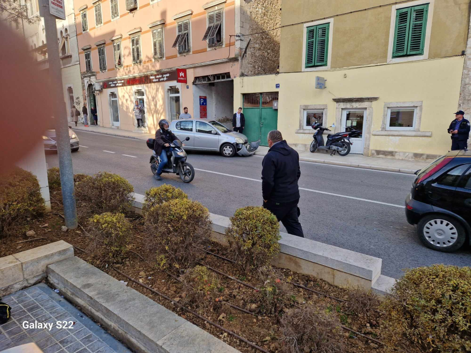 Sudar auta i motora kod Šarine pekare