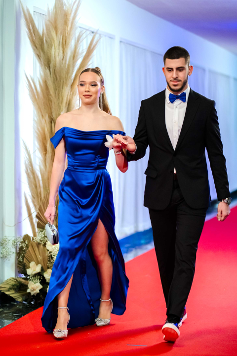 Zavirite na blještavi maturalni ples Ekonomske škole Šibenik (2)