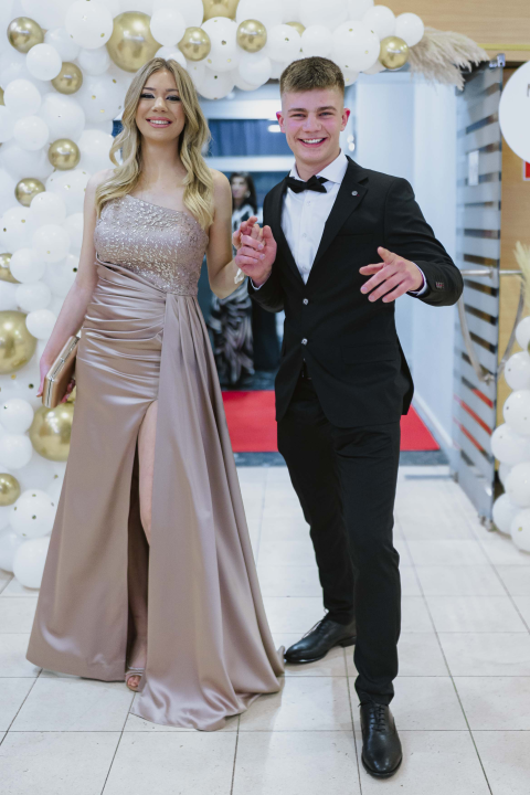 Učenici Medicinske škole Šibenik u večeri koju će pamtiti do kraja života (2. dio)