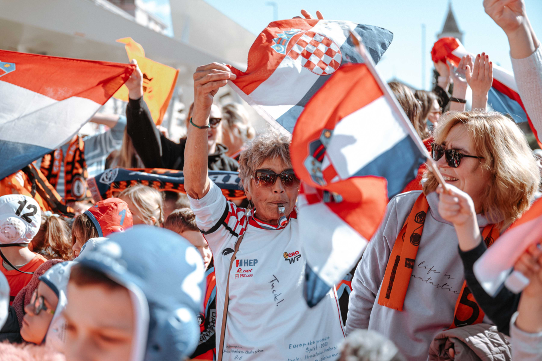 Šibenčani masovno dočekali svjetske prvake, Tucak: 'Gdje god pođem osjećam ljubav koju mi pružate'