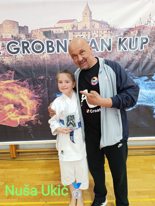 Berba medalja karataša iz Miminca na Grobničan kupu