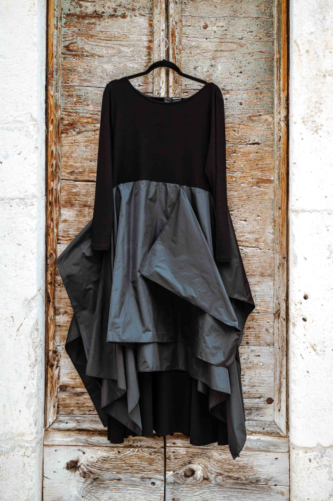 U Galeriji Juraj Dalmatinac potražite odjeću koju nosi i Elvisova supruga Priscilla