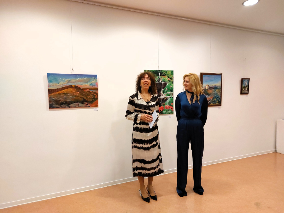 U knjižnici otvorena izložba mlade umjetnice Lucije Živković