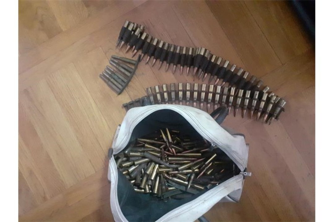 Trojici muškaraca iz okolice Drniša pronađen arsenal oružja, streljiva i eksploziva