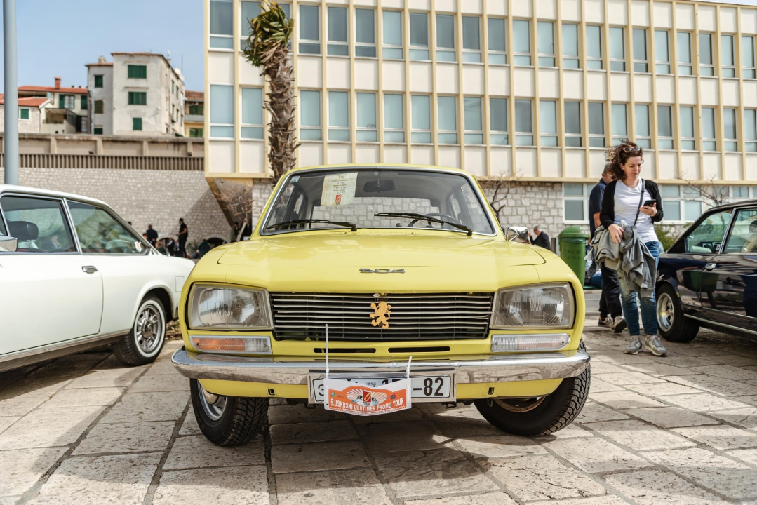 Oldtimeri izazvali veliki interes među Šibenčanima