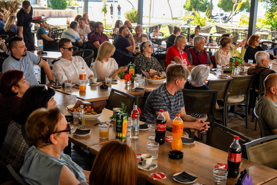 Rijeke pravde u Šibeniku: 'U srijedu HDZ šaljemo daleko od naših novaca, daleko od krađe. Ne trebaju Hrvatskoj ni Orban ni Vučić'