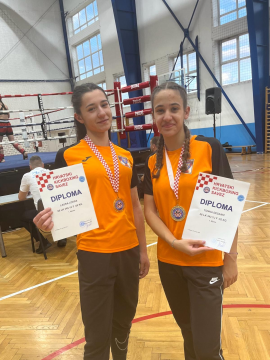 KBK Dalmatino ima nove juniorske prvakinje: Desanić i Lokas s reprezentacijom idu na svjetsko  