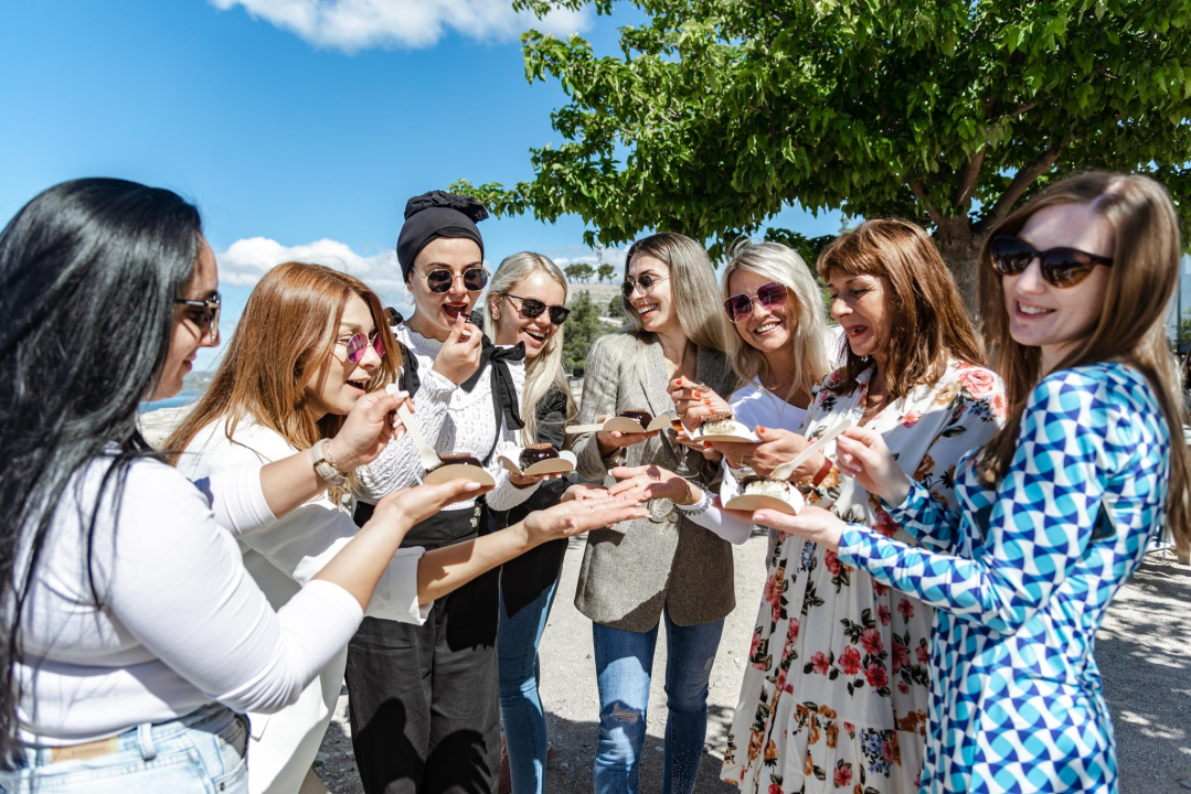 Zagrijavanje na tvrđavi Barone: Kandidatkinje za najljepšu mamu Hrvatske zabavljale se na šibenskom kaštelu