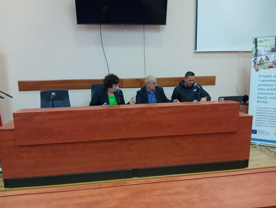 Grad Drniš mladim obiteljima pomaže u rješavanju stambenog pitanja